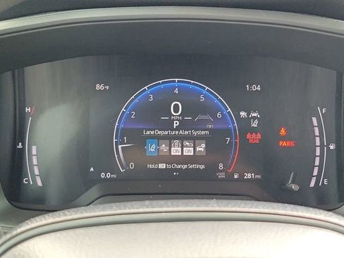 Used 2026 Toyota Corolla Cross L image 20