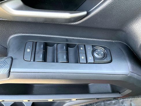 New 2025 Toyota Tacoma TRD Off-Road AWD/4WD image 20