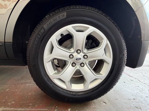 Used 2014 Ford Edge SEL w/ Equipment Group 204A FWD image 25