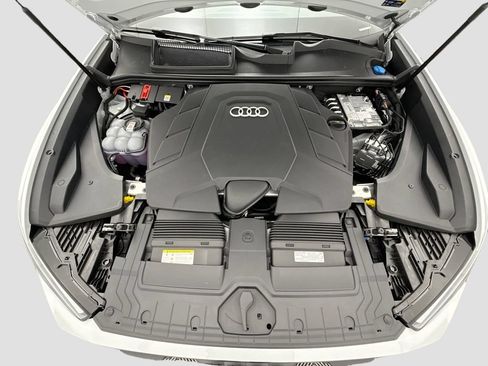 Used 2026 Audi Q8 Premium Plus w/ Premium Plus Package AWD/4WD image 29