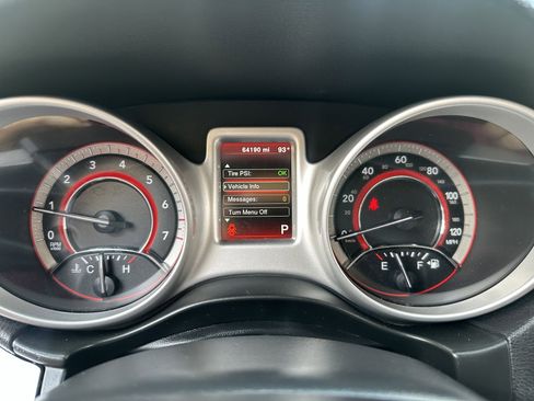 Used 2020 Dodge Journey SE w/ SE Popular Equipment Group image 17