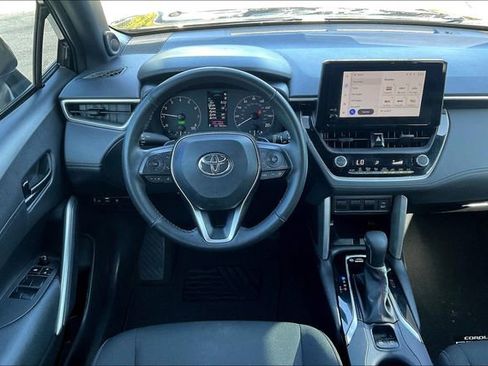 Used 2024 Toyota Corolla Cross Hybrid Nightshade w/ Moonroof Package image 5