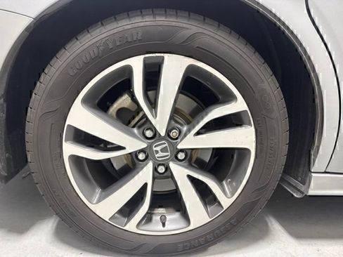 Used 2023 Honda Odyssey Touring image 6