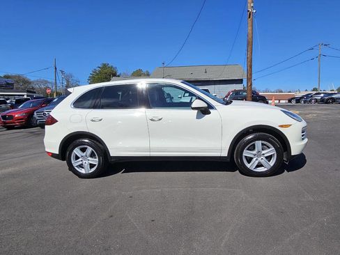 Used 2012 Porsche Cayenne Tiptronic AWD 4dr SUV image 15