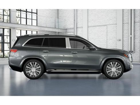 Certified 2024 Mercedes-Benz Maybach GLS 600 4MATIC image 16