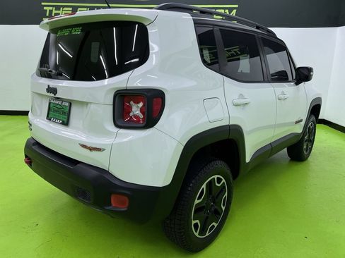Used 2016 Jeep Renegade Trailhawk AWD/4WD image 9