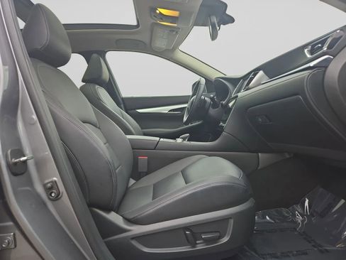 Used 2019 INFINITI QX50 Luxe AWD/4WD image 35
