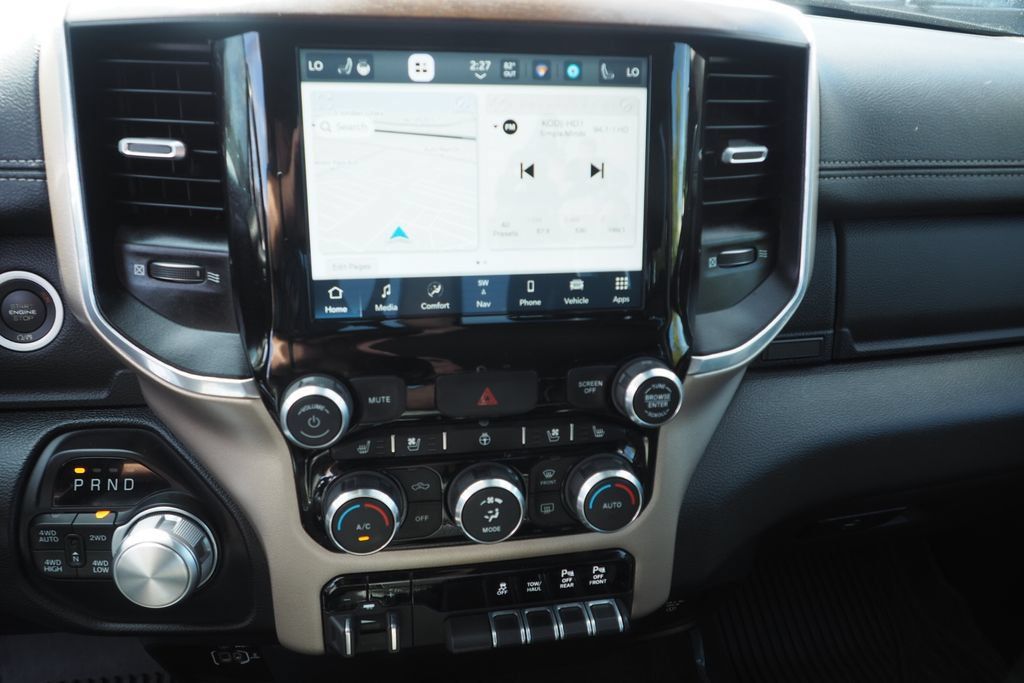 Used 2022 RAM 1500 Laramie AWD/4WD image 23