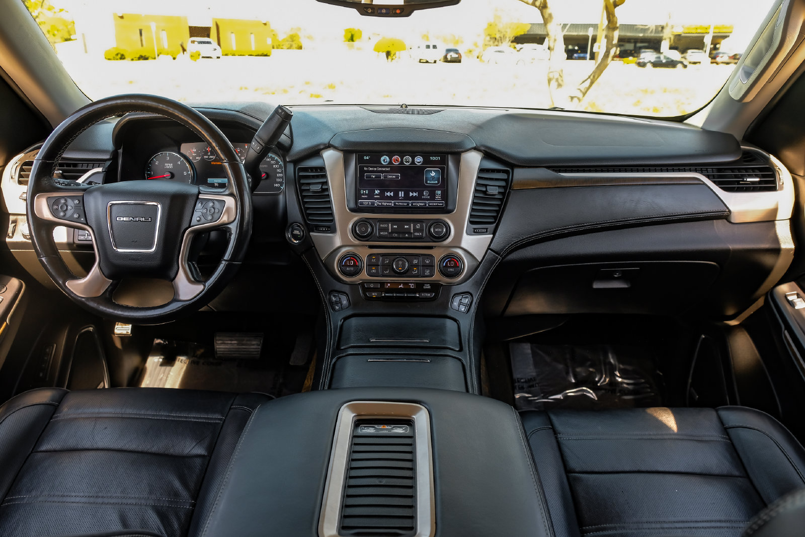 Used 2018 GMC Yukon Denali RWD image 15