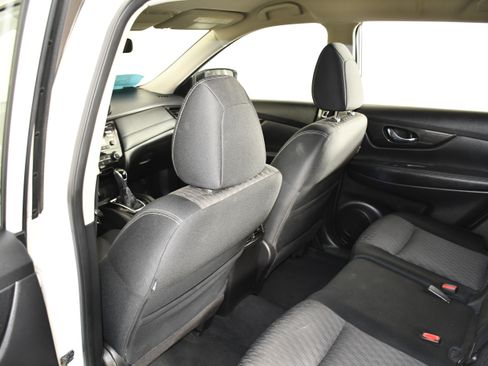 Used 2017 Nissan Rogue S AWD/4WD image 45