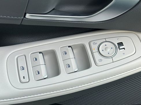 New 2026 Hyundai Sonata Limited FWD image 11