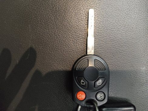 Used 2015 Ford Escape SE w/ Equipment Group 201A AWD/4WD image 32