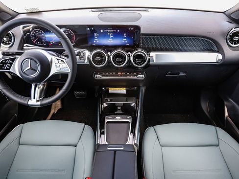 New 2026 Mercedes-Benz GLB 250 image 10