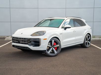 New 2025 Porsche Cayenne Turbo