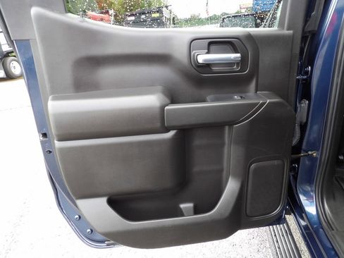 Used 2021 Chevrolet Silverado 1500 LT image 30