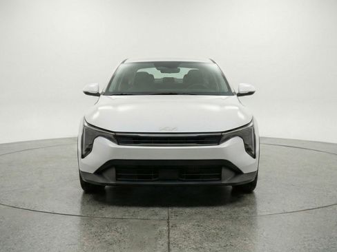 Used 2025 Kia K4 FWD image 2