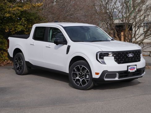 New 2026 Ford Maverick Lariat w/ 4K Tow Package image 30