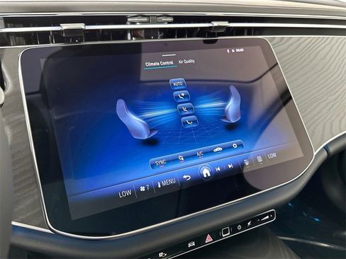 Used 2025 Mercedes-Benz E 350 Sedan image 16