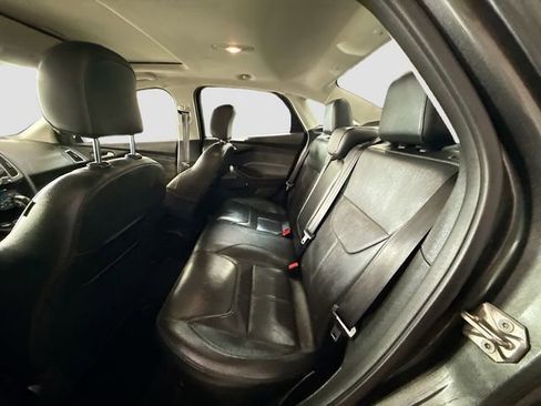 Used 2017 Ford Focus Titanium w/ Titanium Technology Package image 26