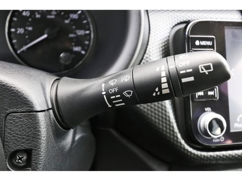 Used 2024 Nissan Kicks SV image 21