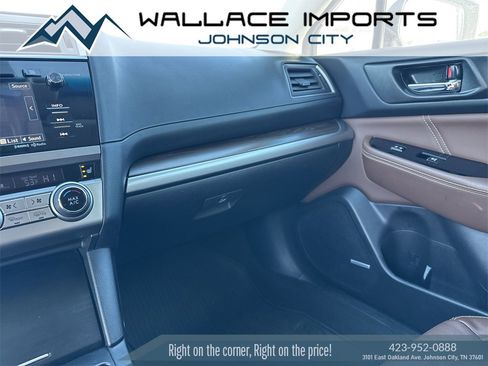 Used 2017 Subaru Outback 2.5i Touring image 23