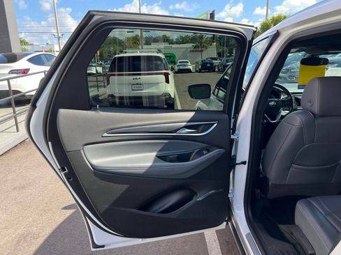 Used 2023 Buick Enclave Essence FWD image 47