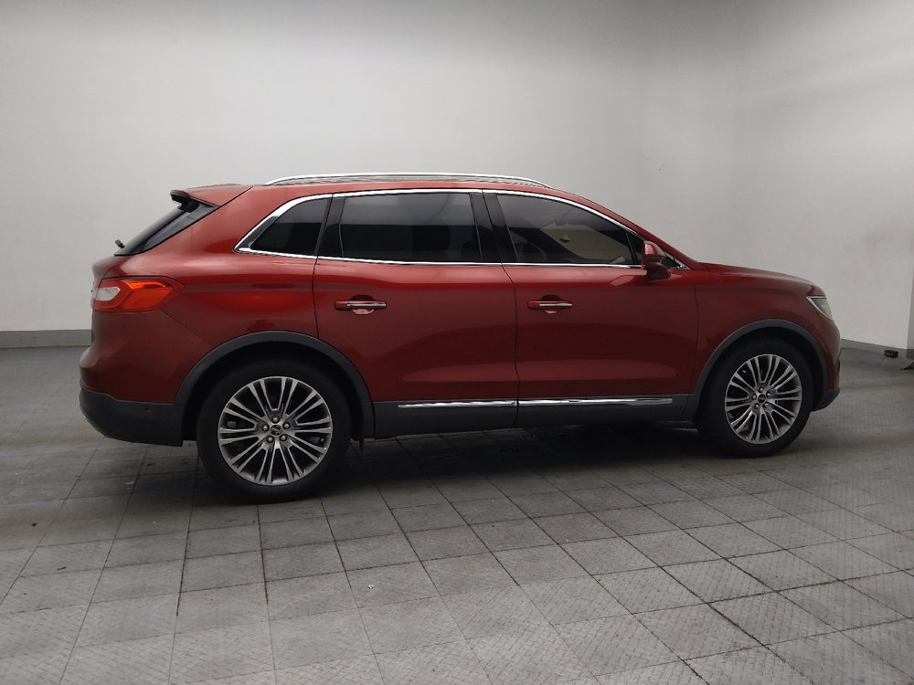 Used 2016 Lincoln MKX Reserve w/ Technology Package FWD image 10