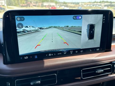 Used 2025 Lincoln Aviator Reserve w/ Equipment Group 201A image 17