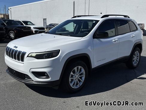 Used 2022 Jeep Cherokee Latitude Lux image 8
