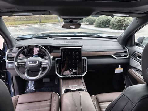 New 2026 GMC Acadia Denali Ultimate image 24