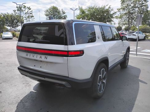Used 2024 Rivian R1S Adventure Quad AWD/4WD image 7