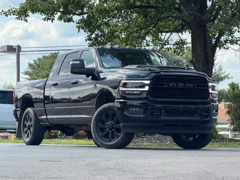Used 2024 RAM 2500 Laramie w/ Night Edition AWD/4WD image 5