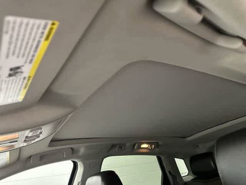 Used 2012 Cadillac SRX Luxury FWD image 27