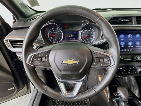 Used 2021 Chevrolet TrailBlazer ACTIV w/ Technology Package AWD/4WD image 13