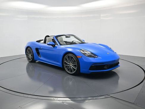 Certified 2025 Porsche 718 Boxster GTS RWD image 33