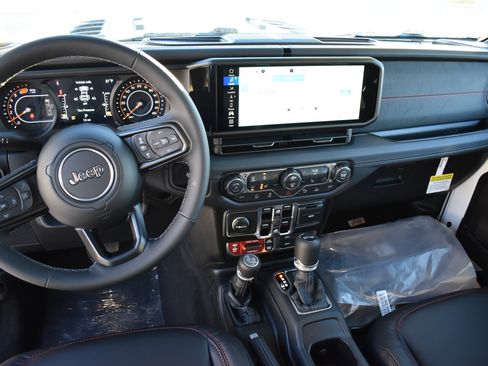 New 2026 Jeep Wrangler Unlimited Rubicon image 18