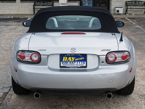 Used 2008 MAZDA MX-5 Miata Touring RWD image 12