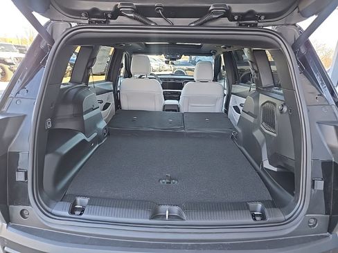New 2026 Jeep Cherokee Limited AWD/4WD image 96