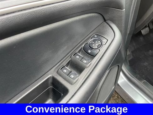 Used 2024 Ford Edge SEL w/ Convenience Package AWD/4WD image 11