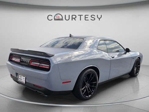 Used 2021 Dodge Challenger R/T Scat Pack w/ T/A Package RWD image 5