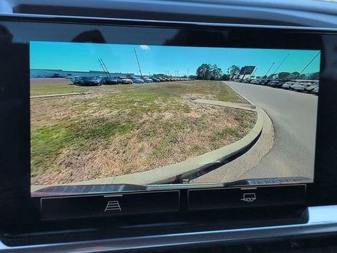 Used 2024 GMC Sierra 1500 SLT w/ SLT Premium Package image 19