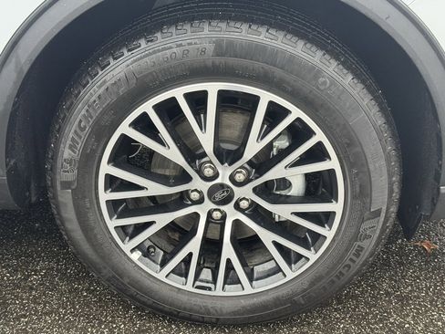 Used 2025 Ford Escape Base w/ PHEV Premium Package image 49