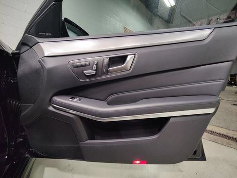 Used 2014 Mercedes-Benz E 350 4MATIC Wagon image 10