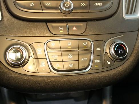 Used 2024 Chevrolet Malibu LT w/ Sport Edition image 25