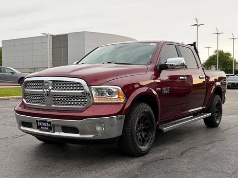 Used 2018 RAM 1500 Laramie w/ Convenience Group AWD/4WD image 6