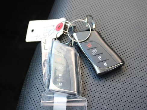 Used 2025 Lexus RX 350 Premium w/ Accessory Package FWD image 17