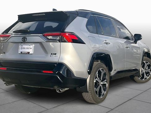 Used 2025 Toyota RAV4 XSE image 12