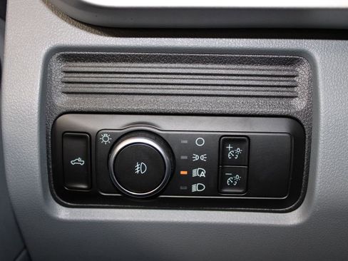 New 2026 Ford F250 XL image 39