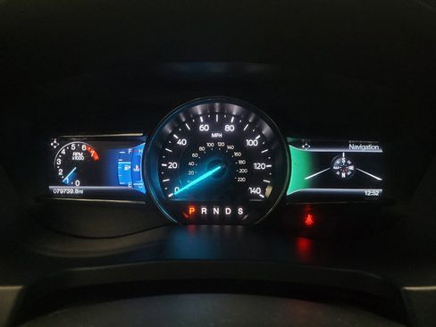 Used 2017 Ford Explorer XLT w/ Equipment Group 201A AWD/4WD image 23