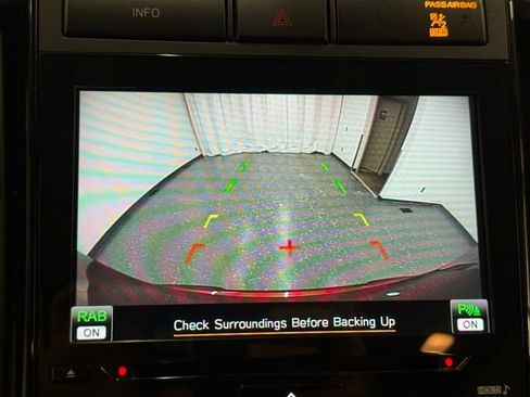 Used 2019 Subaru Ascent Premium image 17